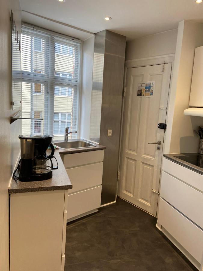 Bright 2-bedroom At Elegant Osterbro *